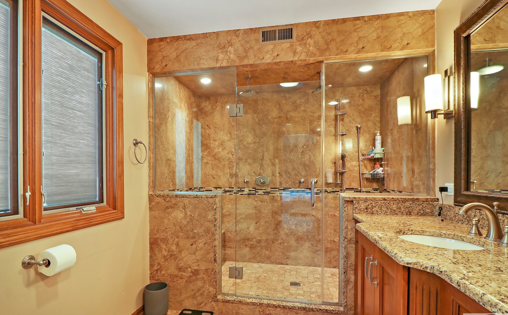 196 Rosedale Court Bloomingdale, IL 60108 - Photo 21 of 41