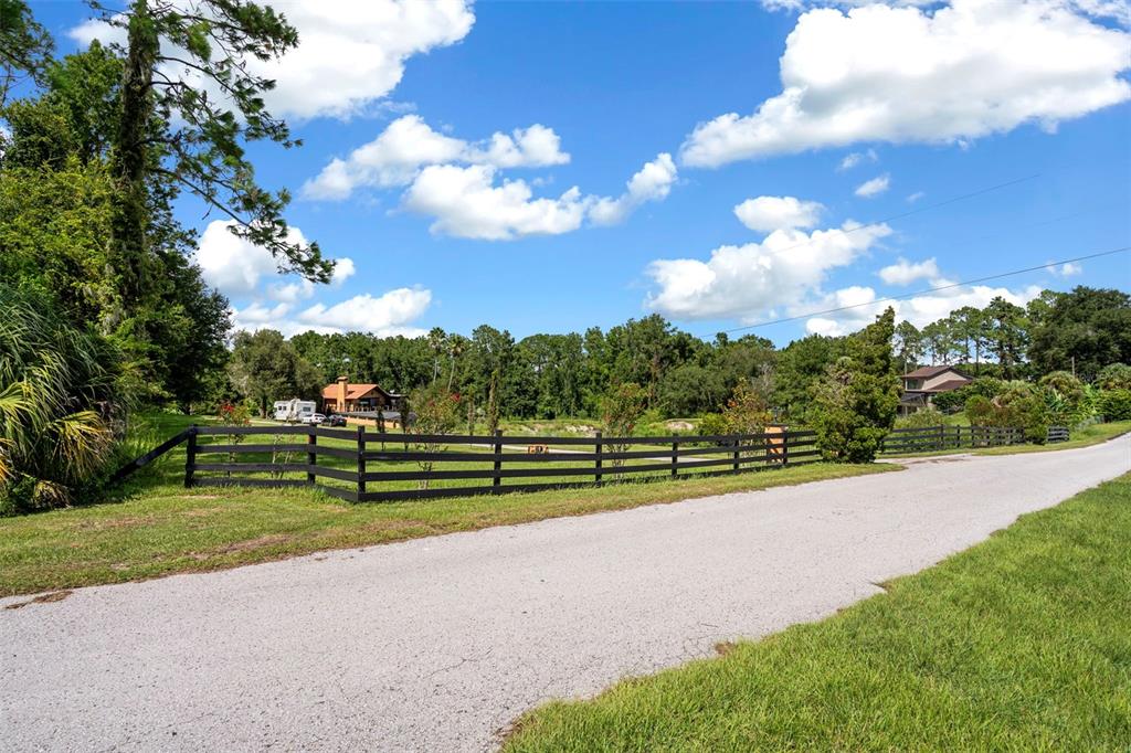 25927 Old Spring Lake Road Brooksville, FL 34601 - Photo 55 of 60 a view of outdoor space and city view