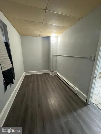 $950 | 1521-00 Wakeling Street, Unit 1R, Philadelphia, PA 19124