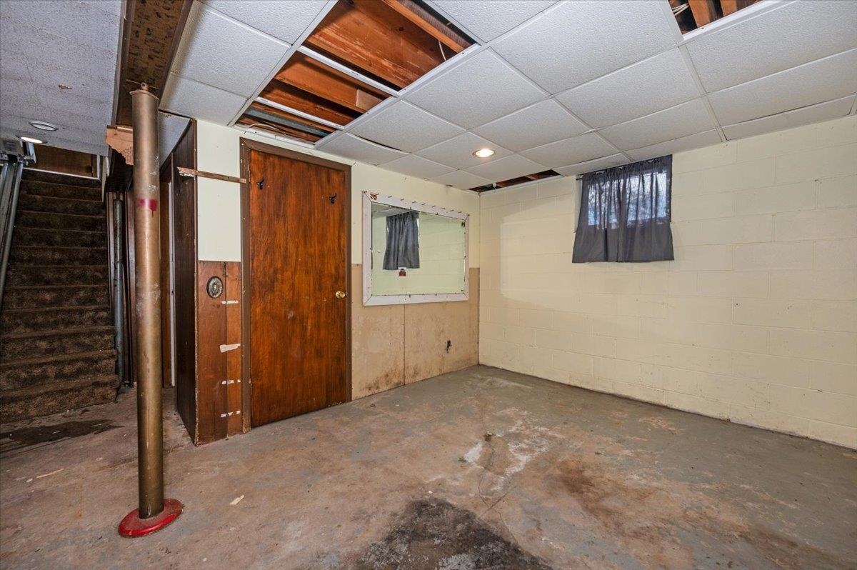 Undisclosed Address Duluth, MN 55802 - Photo 11 of 19