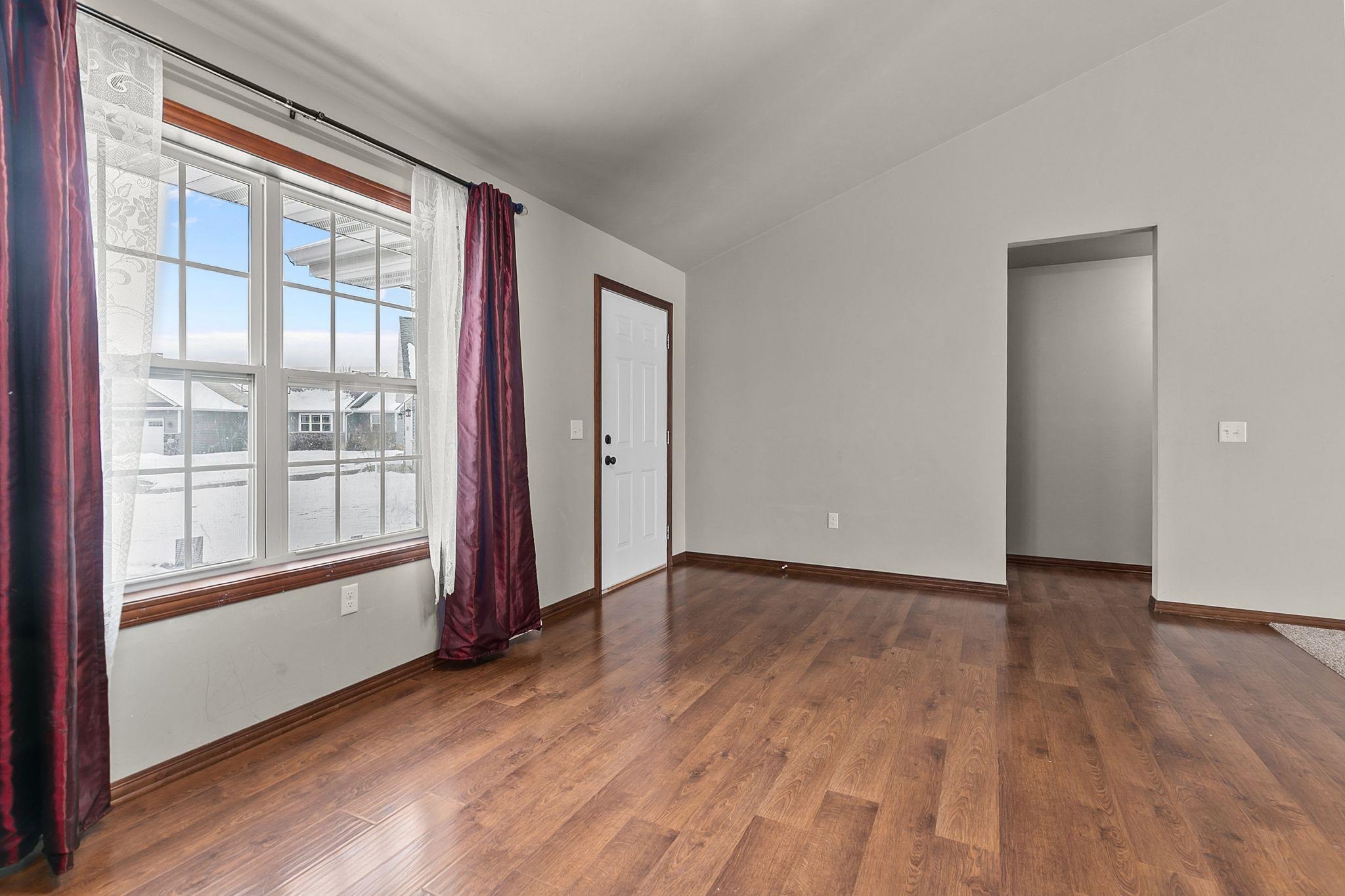 5120 North Gala Court Appleton, WI 54913 - Photo 9 of 38