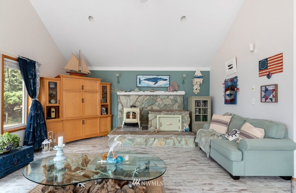 4908 South Smugglers Cove Road Freeland, WA 98249 - Photo 11 of 40