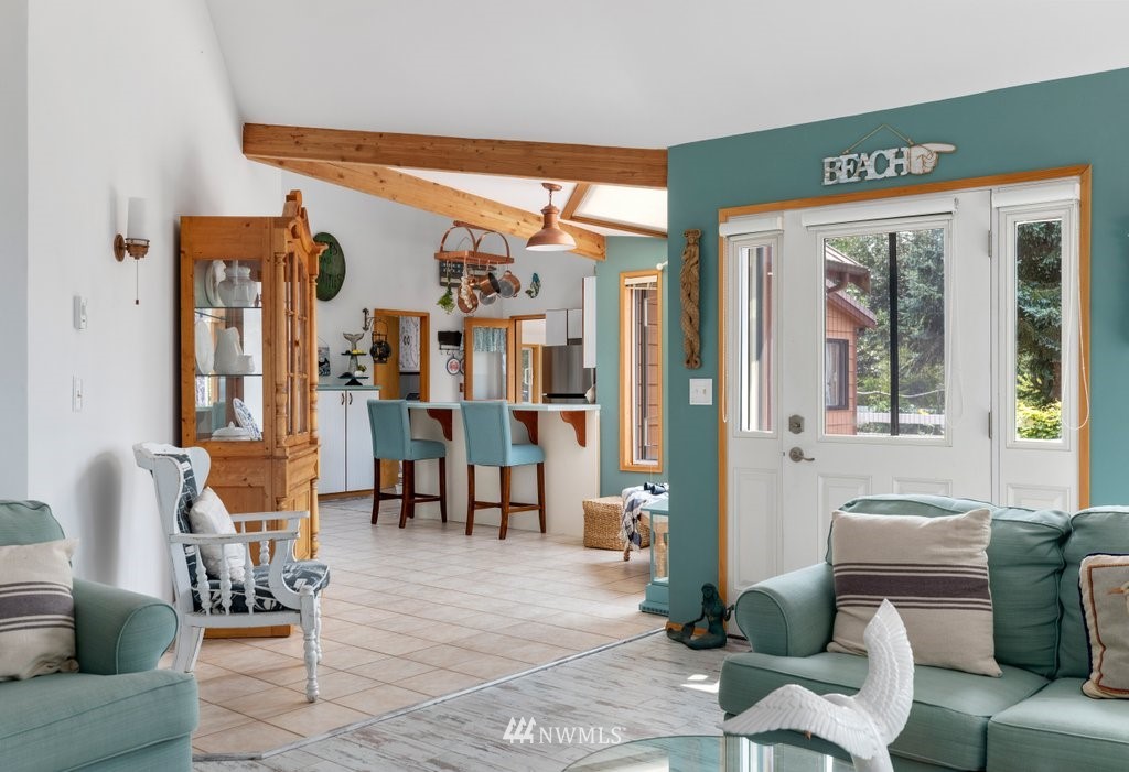 4908 South Smugglers Cove Road Freeland, WA 98249 - Photo 12 of 40