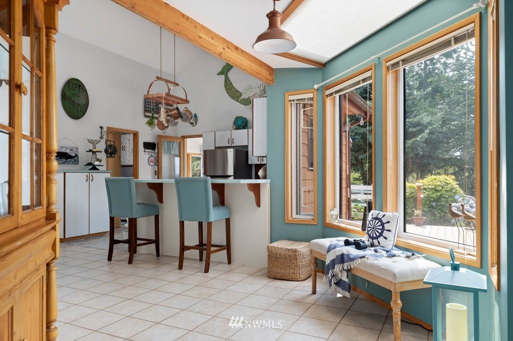 4908 South Smugglers Cove Road Freeland, WA 98249 - Photo 13 of 40