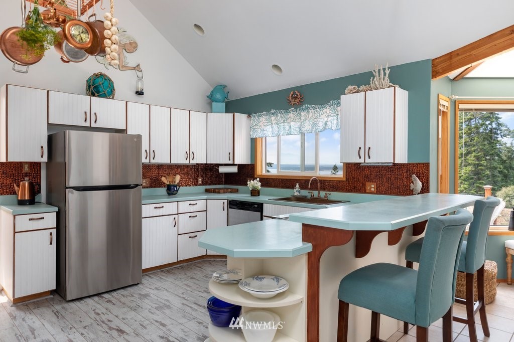 4908 South Smugglers Cove Road Freeland, WA 98249 - Photo 19 of 40