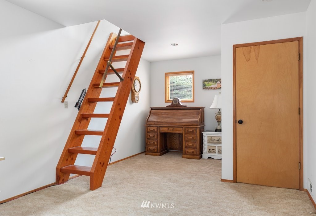 4908 South Smugglers Cove Road Freeland, WA 98249 - Photo 25 of 40