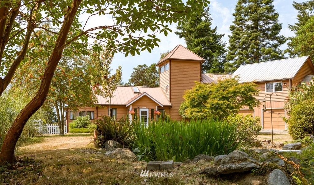 4908 South Smugglers Cove Road Freeland, WA 98249 - Photo 5 of 40