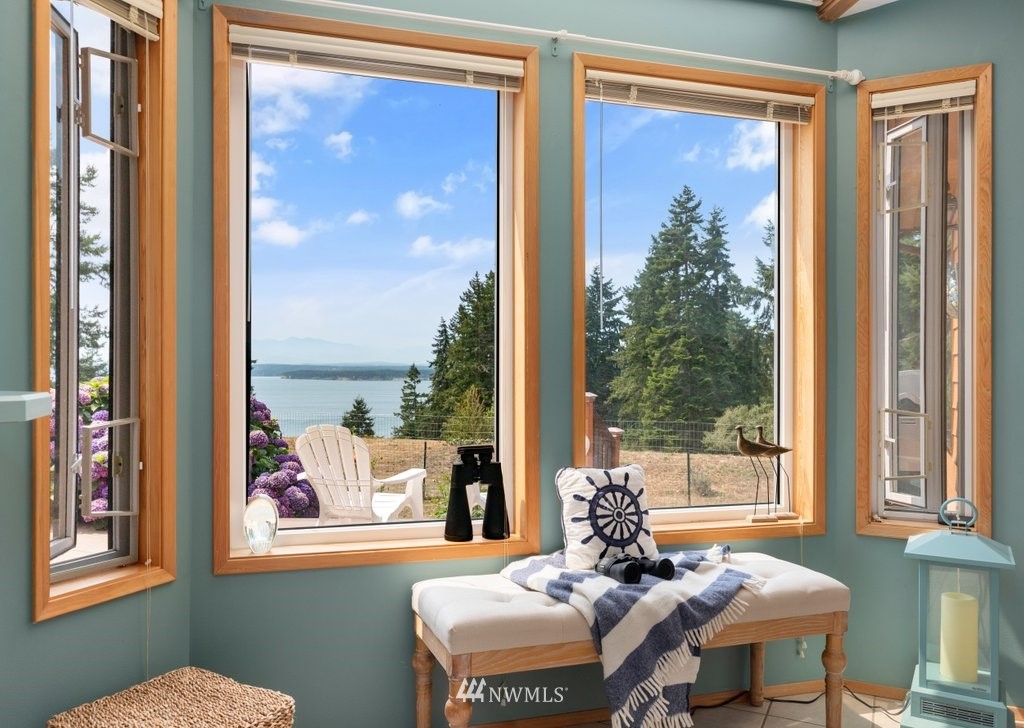 4908 South Smugglers Cove Road Freeland, WA 98249 - Photo 8 of 40