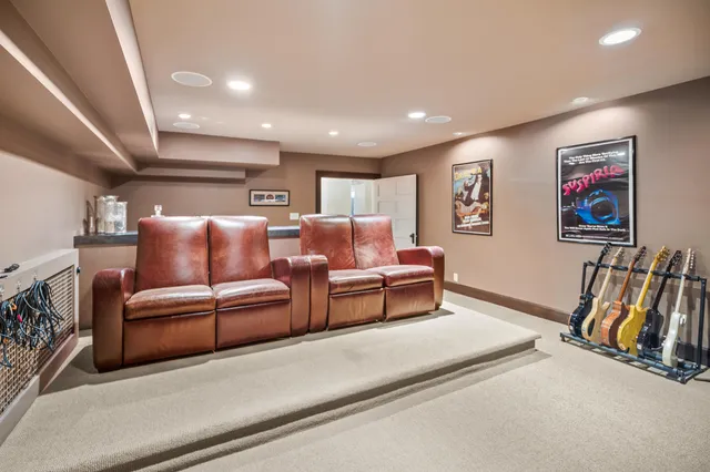 $1,695,000 | 2730 East Menlo Boulevard, Shorewood, WI 53211