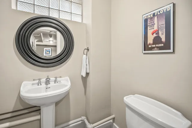 $1,695,000 | 2730 East Menlo Boulevard, Shorewood, WI 53211