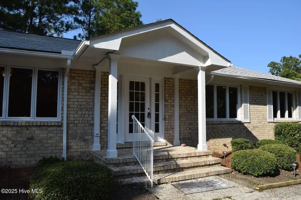 $2,300 | 20 Sugar Pine Drive, Pinehurst, NC 28374