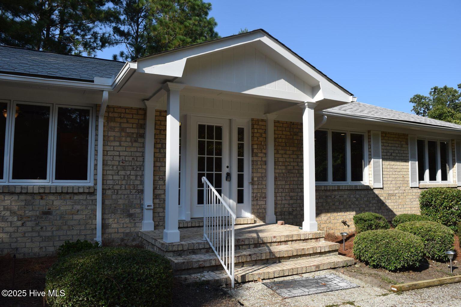 20 Sugar Pine Drive Pinehurst, NC 28374 - Photo 1 of 26 20 Sugar Front Porch