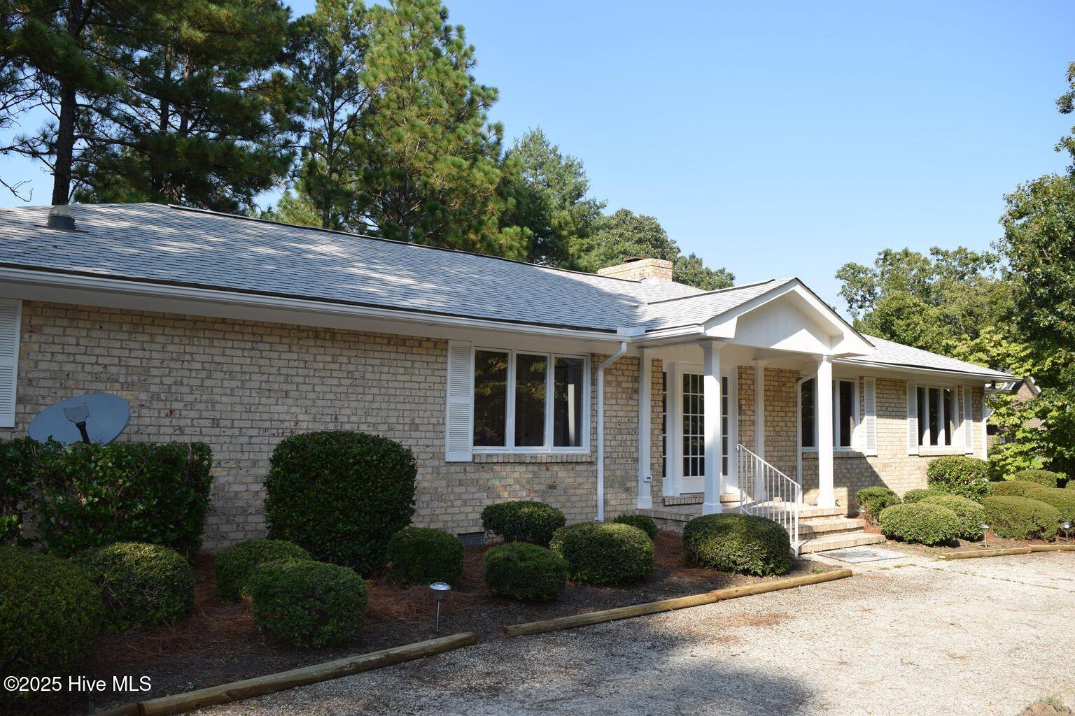 20 Sugar Pine Drive Pinehurst, NC 28374 - Photo 2 of 26 20 Sugar Front