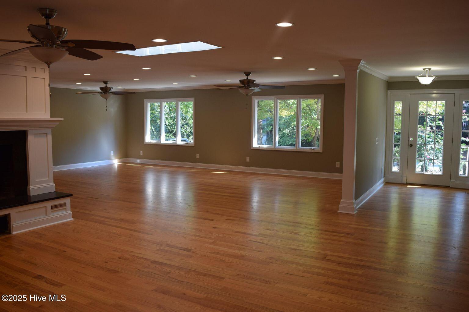20 Sugar Pine Drive Pinehurst, NC 28374 - Photo 4 of 26 20 Sugar living Room