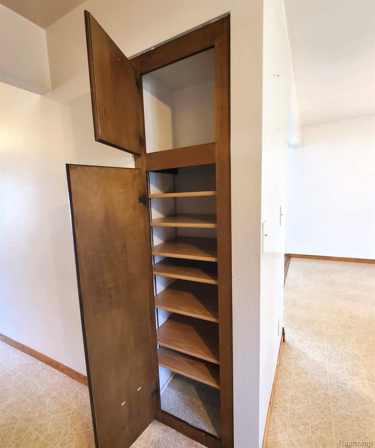 4052 South Towerline Road Bridgeport, MI 48722 - Photo 26 of 27 Gallery Image 26