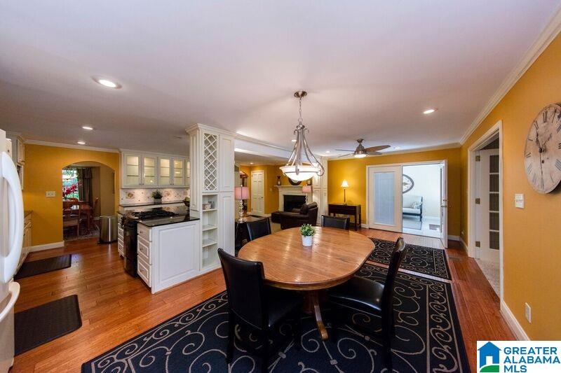 3429 Rock Ridge Circle Birmingham, AL 35210 - Photo 23 of 49