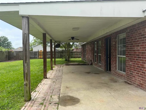 $225,000 | 9874 Asheville Drive, Denham Springs, LA 70706
