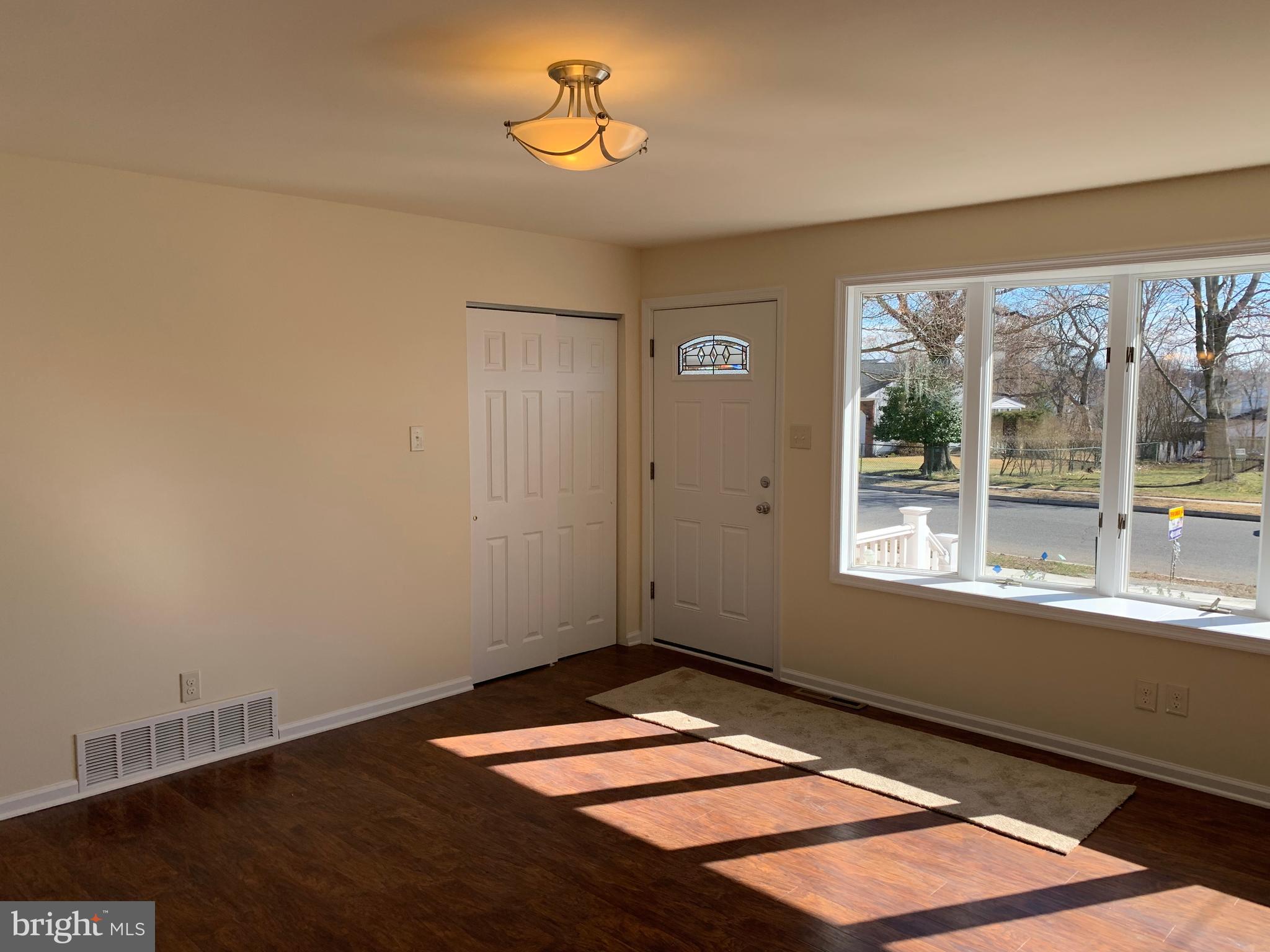 627 Vassar Road Wenonah, NJ 08090 - Photo 5 of 31 Gallery Image 5