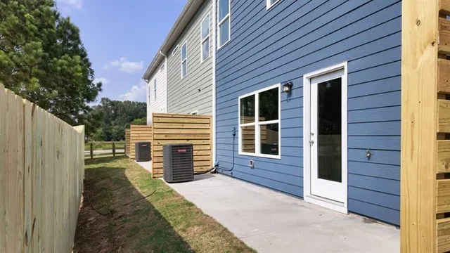 $1,800 | 85 Professional Place, Calhoun, GA 30701