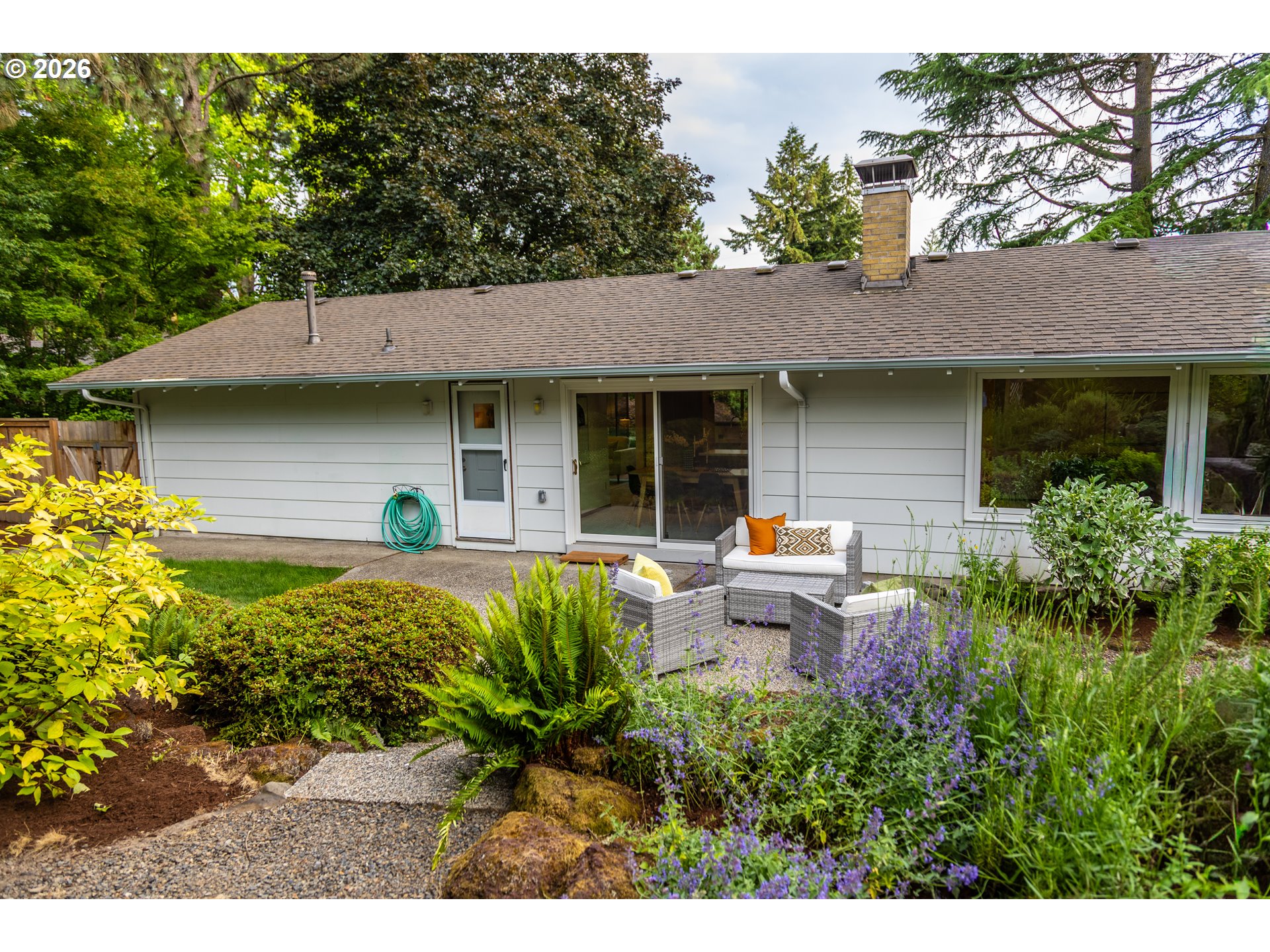 145 South Ridge Drive Portland, OR 97219 - Photo 29 of 40 Gallery Image 29
