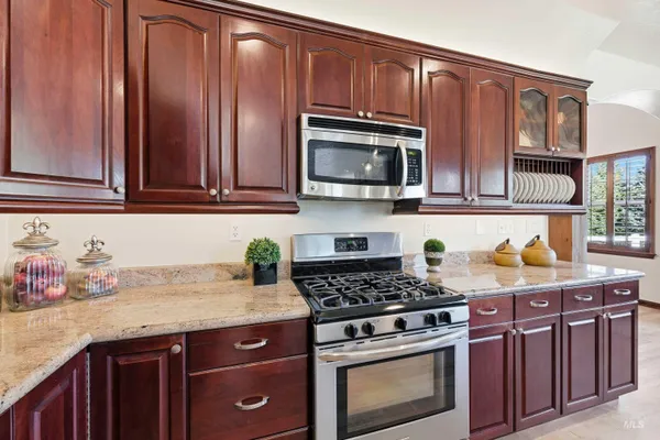$1,499,000 | 8018 West Snowberry Court, Boise, ID 83709