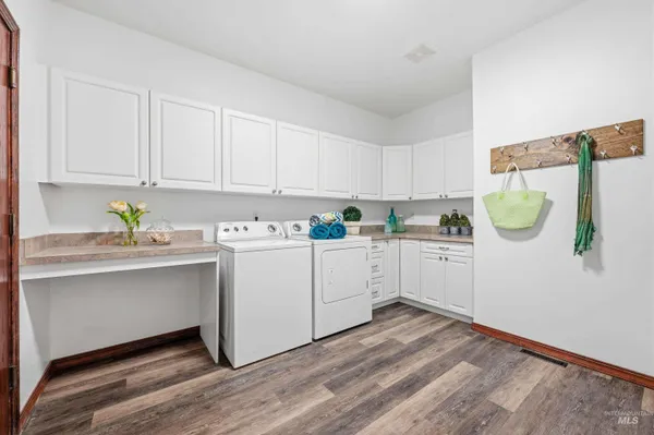 $1,499,000 | 8018 West Snowberry Court, Boise, ID 83709