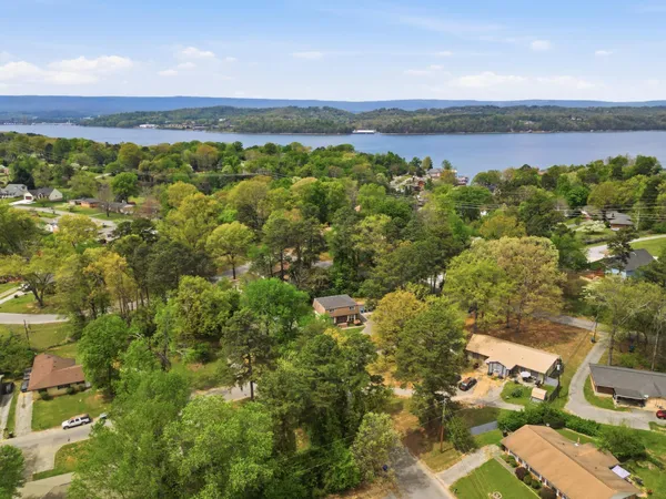 $1,375 | 4089 Arbor Pl Lane, Unit B, Chattanooga, TN 37416