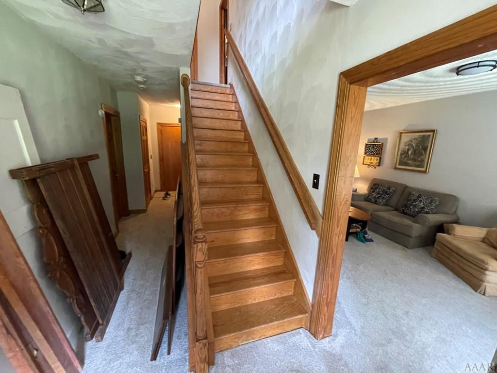 5169 Bryantown Road Jackson, NC 27845 - Photo 20 of 62 FOYER