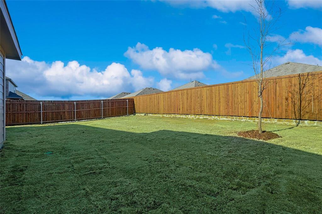 1759 Gleasondale Place Forney, TX 75126 - Photo 20 of 25 View of fenced backyard