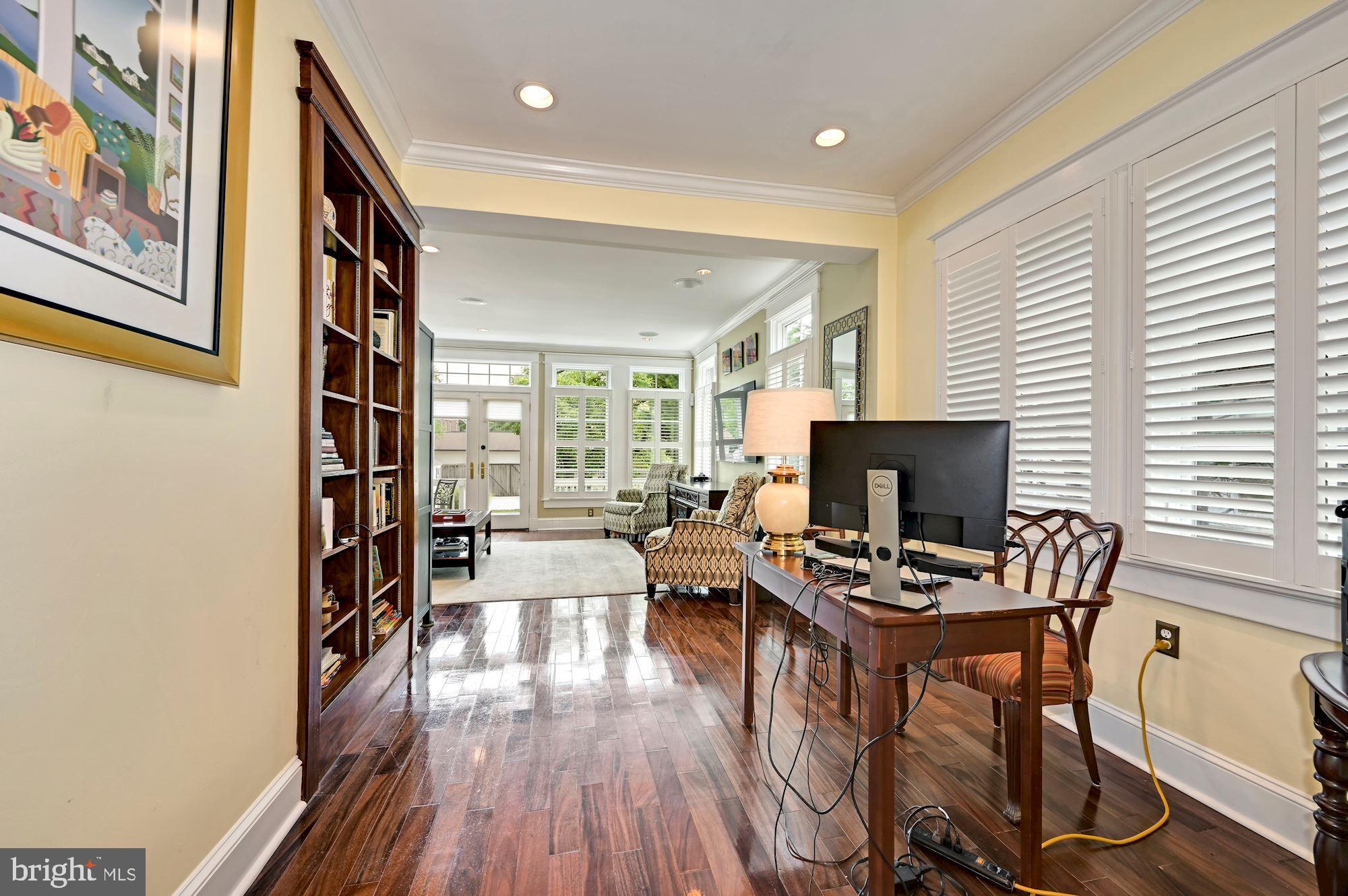 1424 Longfellow Street Northwest Washington, DC 20011 - Photo 11 of 72 Main Level Office