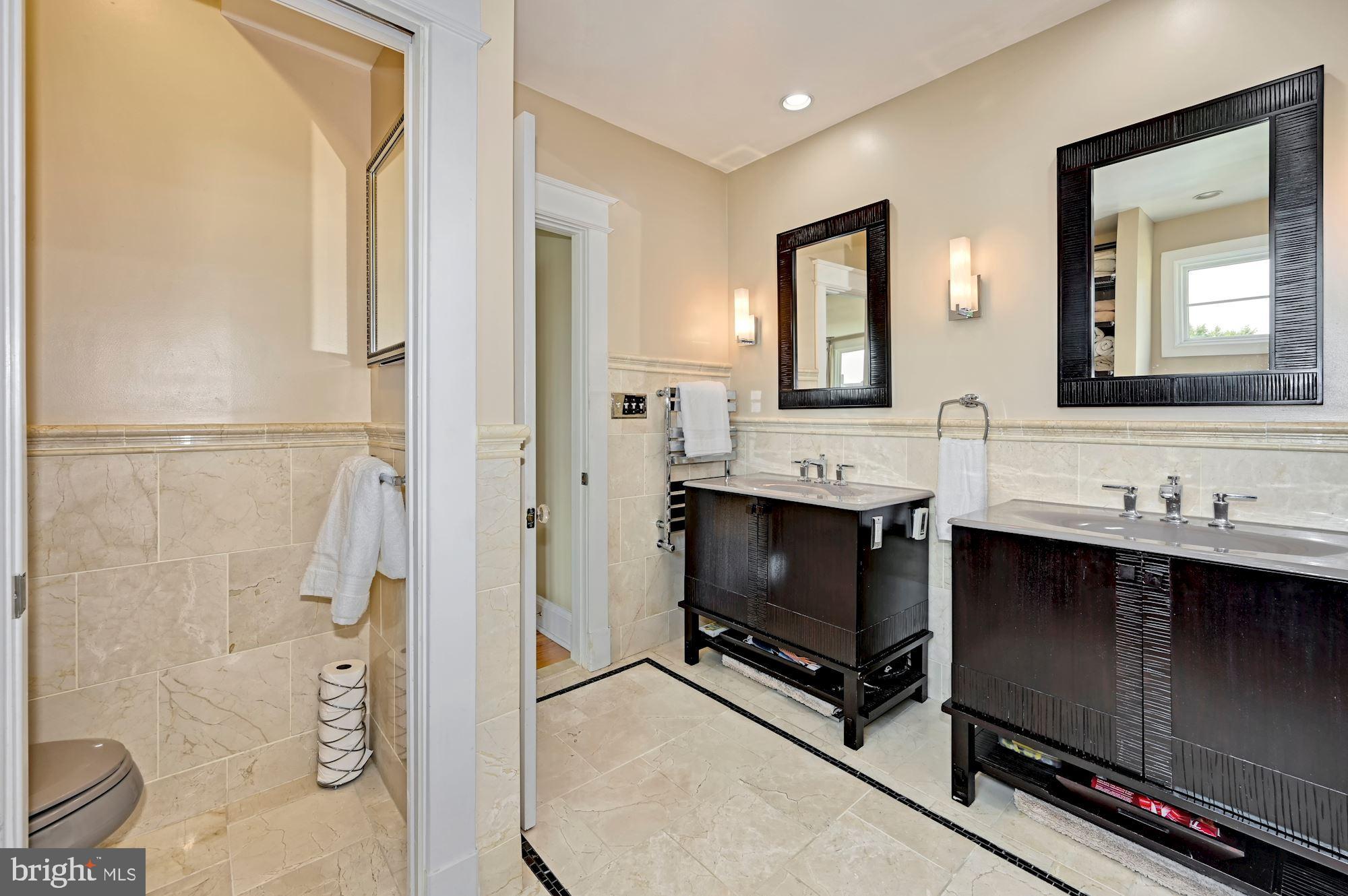 1424 Longfellow Street Northwest Washington, DC 20011 - Photo 31 of 72 Second Floor Owners Suite Bath