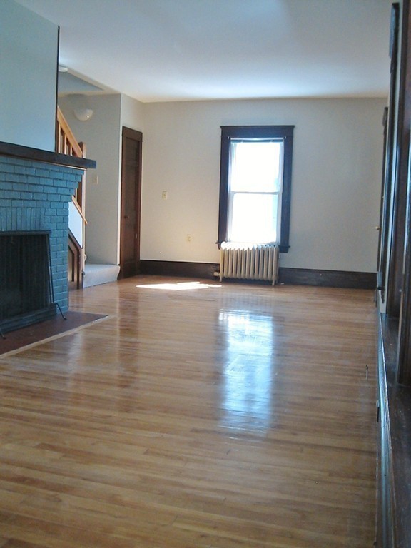 40 Barnard Road Worcester, MA 01605 - Photo 4 of 19 Gallery Image 4
