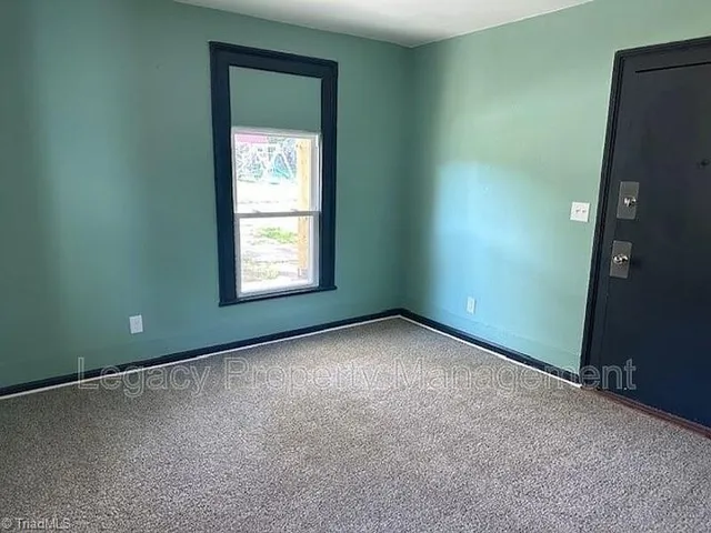 $499,900 | 215 North Logan Street, Burlington, NC 27217