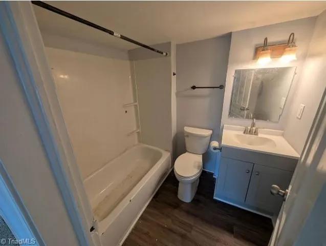 $499,900 | 215 North Logan Street, Burlington, NC 27217