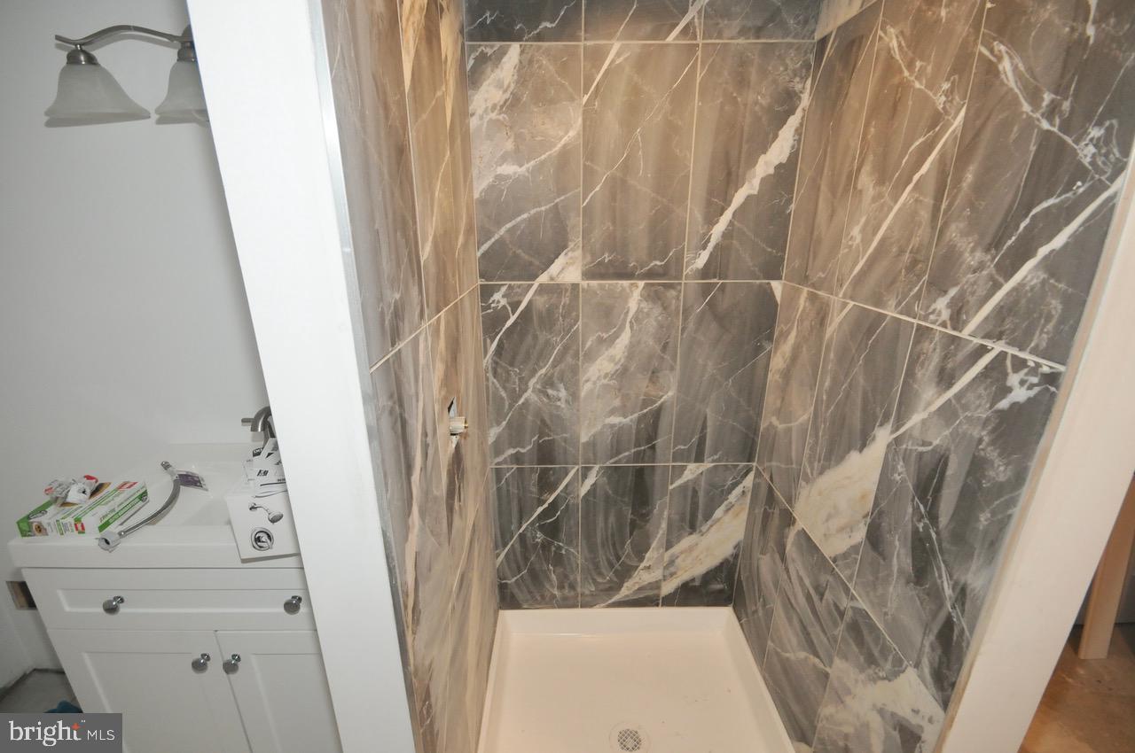 572 Lehigh Road Wenonah, NJ 08090 - Photo 14 of 16 Full Bath in Downstairs Living area
