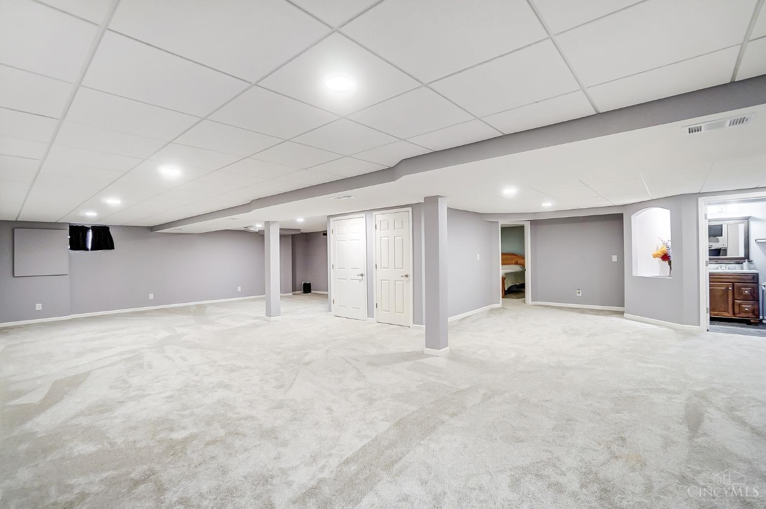 9743 Butler Warren Road West Chester, OH 45241 - Photo 42 of 67 Gallery Image 42
