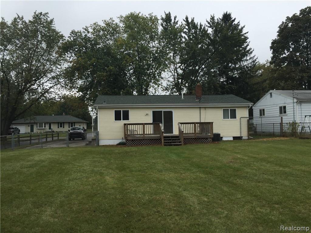 2742 Frembes Road Waterford, MI 48329 - Photo 7 of 20