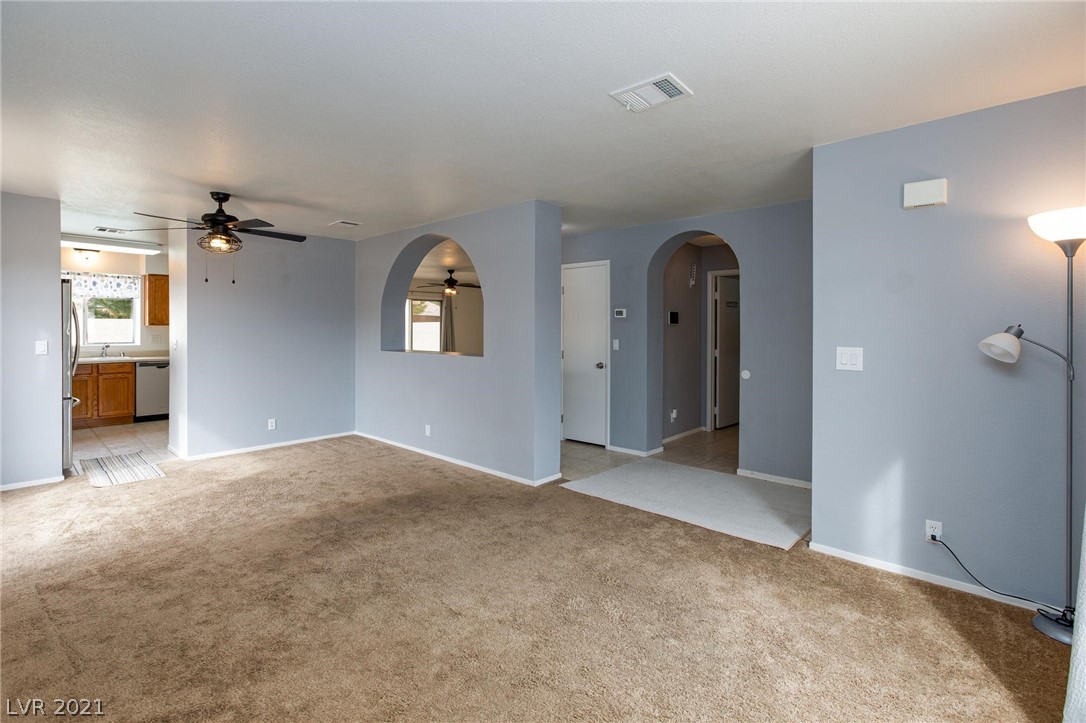 818 Bitterroot Street Henderson, NV 89002 - Photo 14 of 48 Gallery Image 14