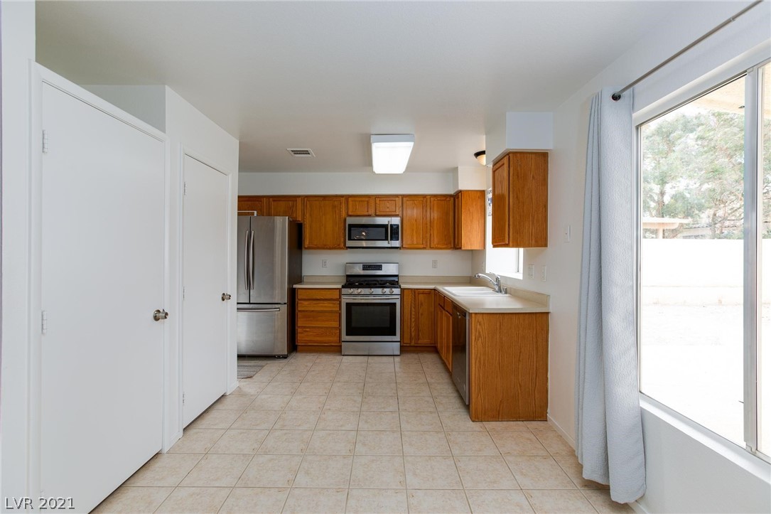 818 Bitterroot Street Henderson, NV 89002 - Photo 20 of 48 Gallery Image 20
