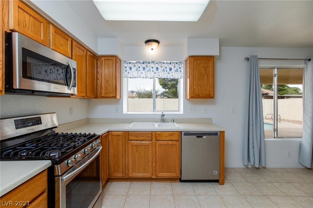 818 Bitterroot Street Henderson, NV 89002 - Photo 23 of 48 Gallery Image 23