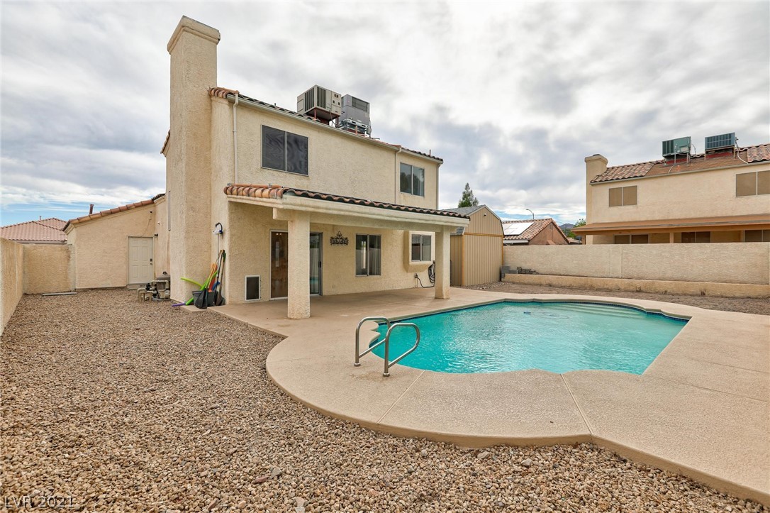 818 Bitterroot Street Henderson, NV 89002 - Photo 6 of 48 Gallery Image 6