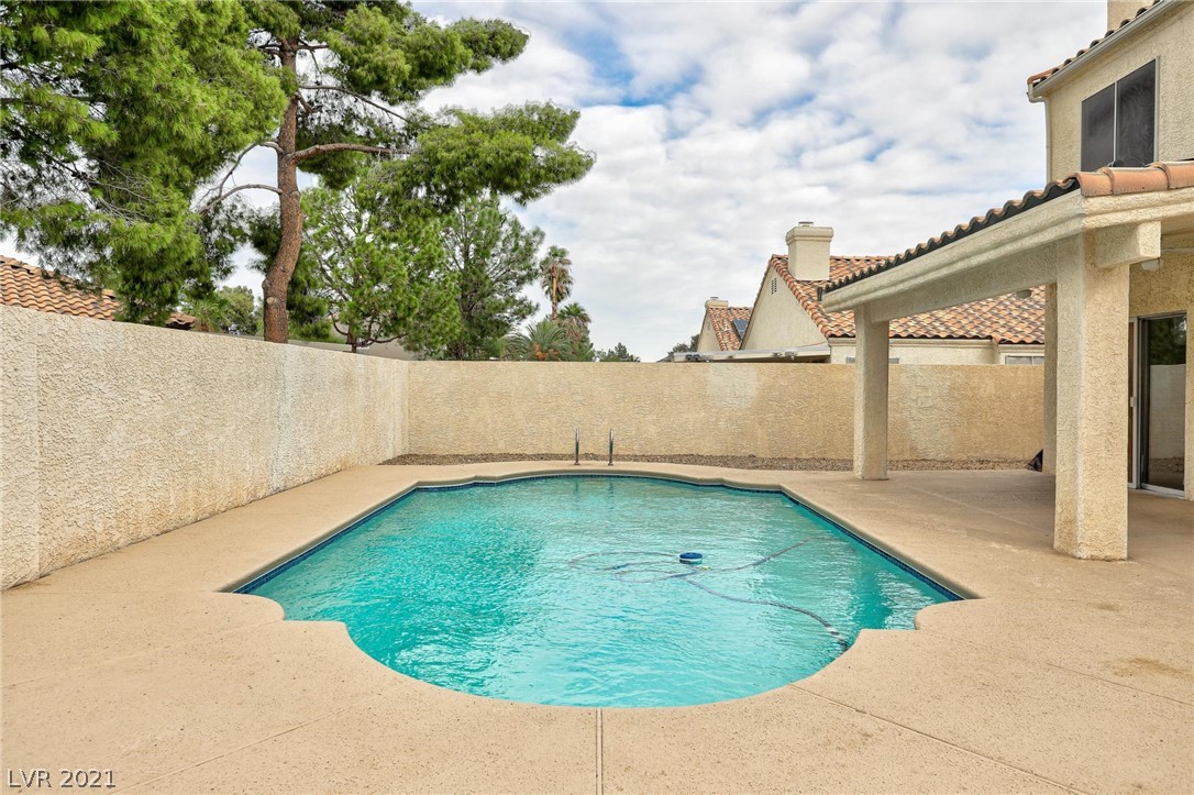 818 Bitterroot Street Henderson, NV 89002 - Photo 8 of 48 Gallery Image 8