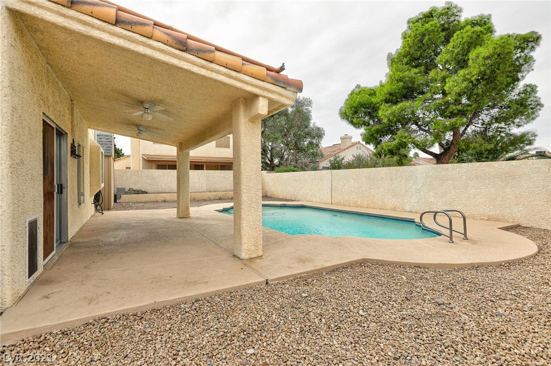 818 Bitterroot Street Henderson, NV 89002 - Photo 10 of 48 Gallery Image 10