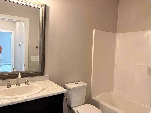 $364,800 | 5070 Chickadee Drive, Woodburn, IN 46797