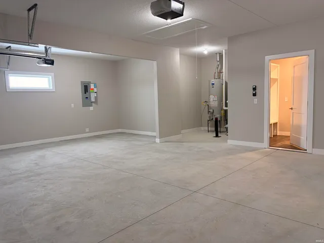 $364,800 | 5070 Chickadee Drive, Woodburn, IN 46797