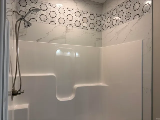 $364,800 | 5070 Chickadee Drive, Woodburn, IN 46797