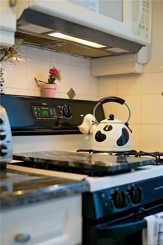 a close view of stove top oven