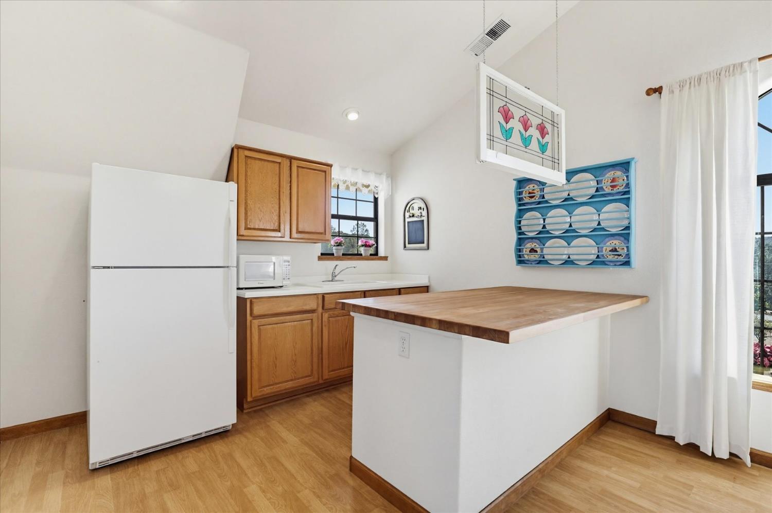14470 Riva Ridge Circle Auburn, CA 95602 - Photo 55 of 81 ADU kitchen