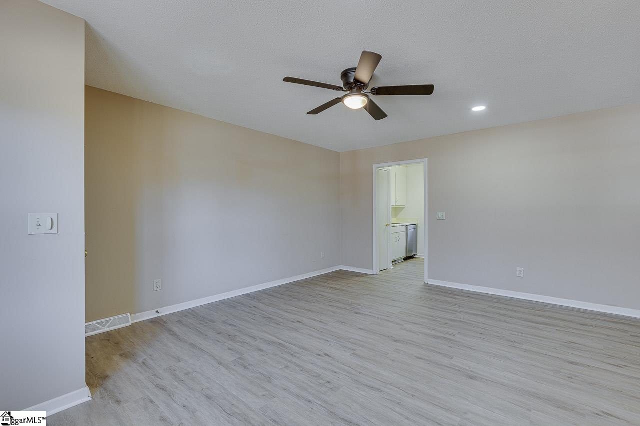 410 John Street, Unit A Greer, SC 29651 - Photo 5 of 20