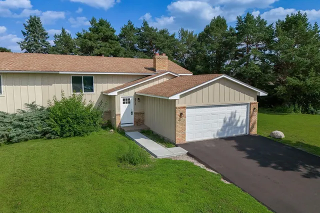 $389,900 | 2515 Lindbergh Drive, Minnetonka, MN 55305
